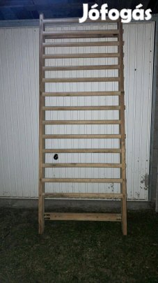 Bordásfal eladó Győrben 27000 Ft kb. 90 x 230 cm