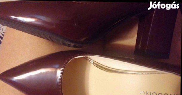 Bordó 39~es cipő új