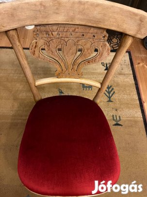 Bordó bársony ülő felületű fa szék, étkezőszék!
