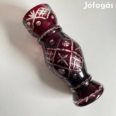 Bordó csiszolt kristály váza