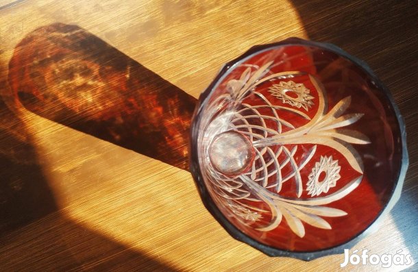 Bordó csiszolt/metszett kristály váza (20x10cm)