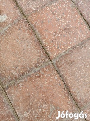 Bordó mintás cementlap 