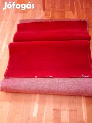 Bordó plüss futó szőnyeg