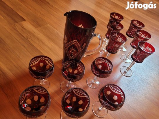 Bordó színű csiszolt kristály pohár készlet kancsóval