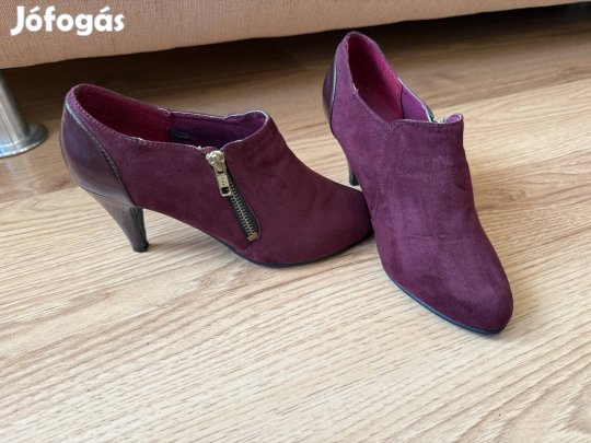 Bordó velúr 38