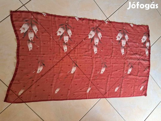 Bordó virágos függöny