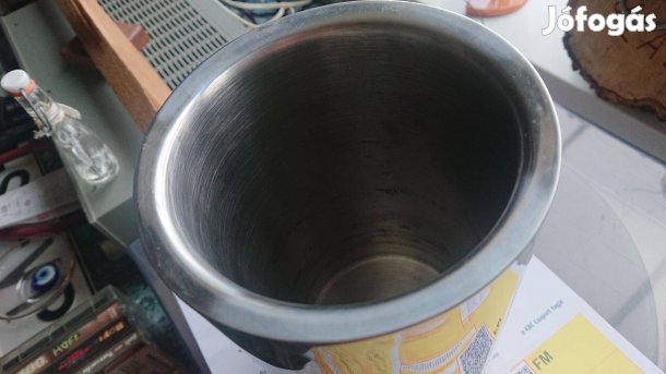 Borhűtő duplafalú