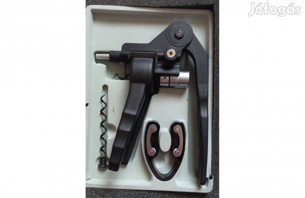 Bornyitó, dugóhúzó készlet