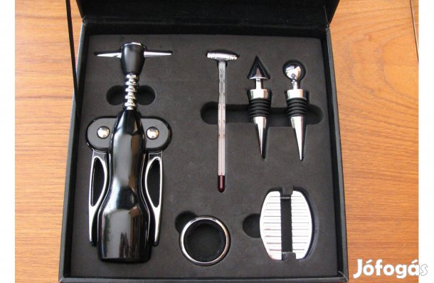 Bornyitó készlet diszdobozában ,6 db-os