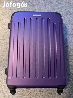 Bőrönd 4 kerékkel