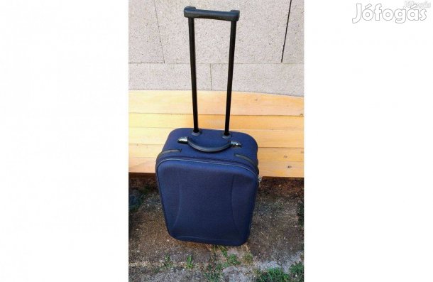 Bőrönd L 57X40X20 cm Erős Vászon Cipzáras Belső Zseb