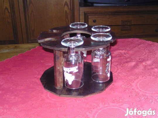 Boros pohár (4 db) fa tartóval