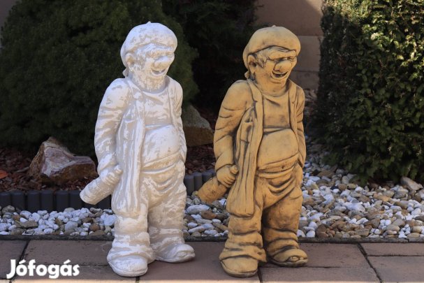 Borosgazda részeges kerti szobor