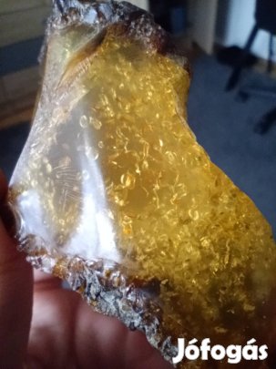 Borostyán ásvány eladó