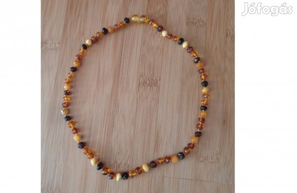 Borostyán babalánc