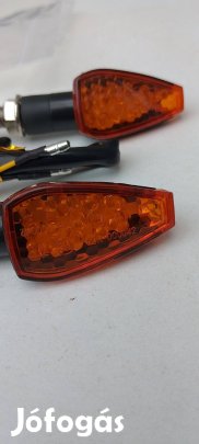 Borostyán irányjelző pár