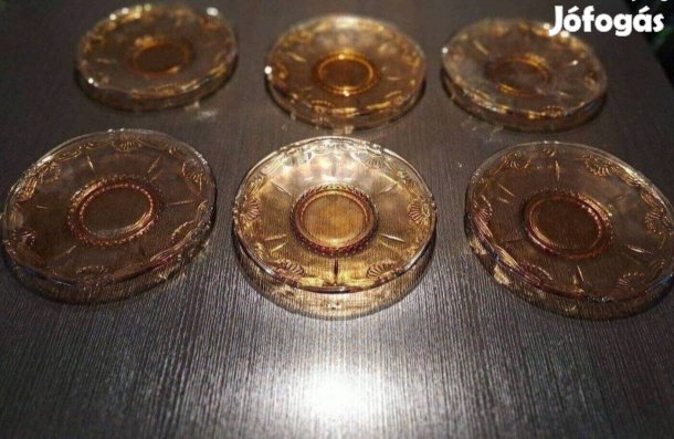 Borostyán színű desszertes tányér készlet
