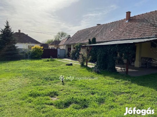 Borotai eladó 90 nm-es ház
