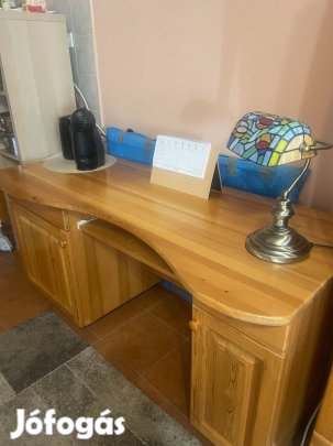 Borovi fenyő íróasztal