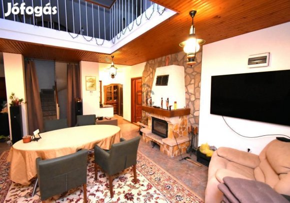 Borsfai eladó 664 nm-es ház