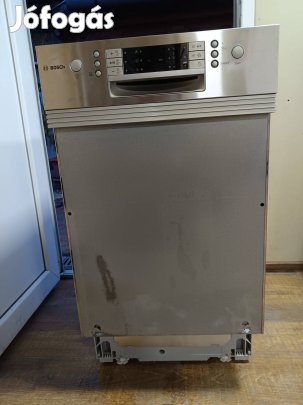 Bosch A++ inox beépíthető 10 terítékes mosogatógép(45cm széles)