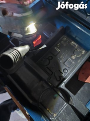 Bosch GOP 18V-28 akkus multi-cutter vágó szerszám