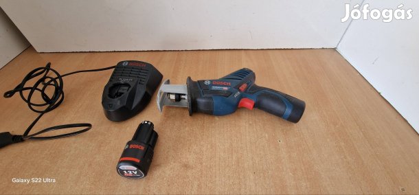 Bosch GSA 12V-14 professional orrfűrész +2db akksi+töltő