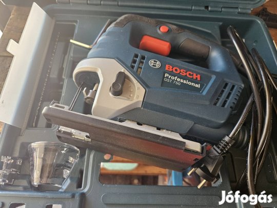 Bosch GST750 szúrófűrész kofferben