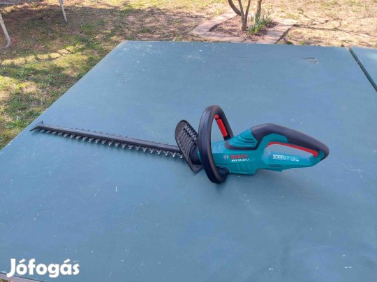Bosch akkus sövényvágó AHS 550-20 LI li-ion 18V sövénynyíró