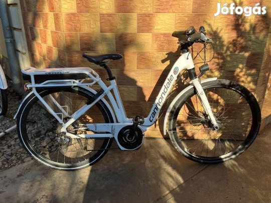 Bosch e bike cannondale 28"