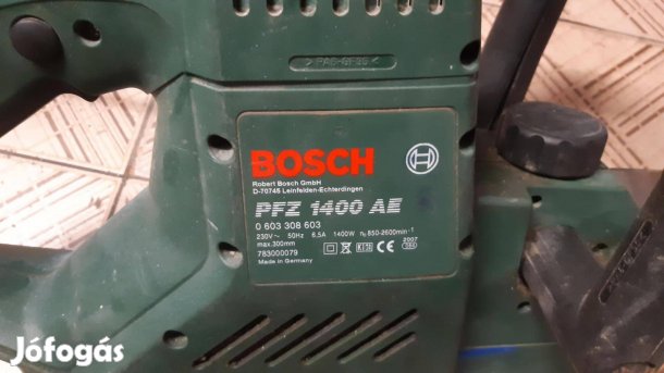 Bosch elektromos rókafarkú fűrész téglavágó 300mm