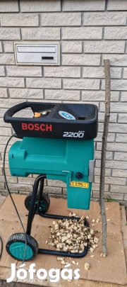 Bosch hengerkéses behúzó hengeres ágdaráló szecskázó  