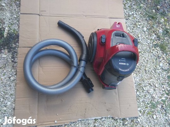 Bosch serie 2 porszívó hiányos