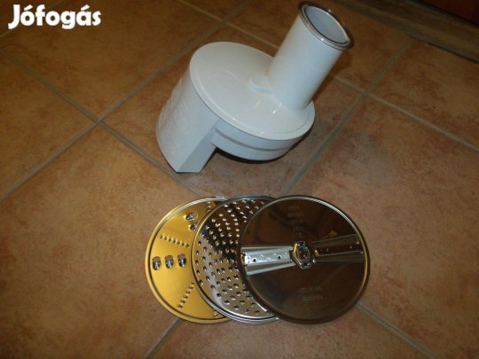 Bosch szeletelő reszelő feltét MUM4 robotgéphez adapter