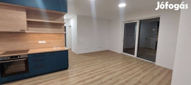 Bosnyák téren lakás kiadó