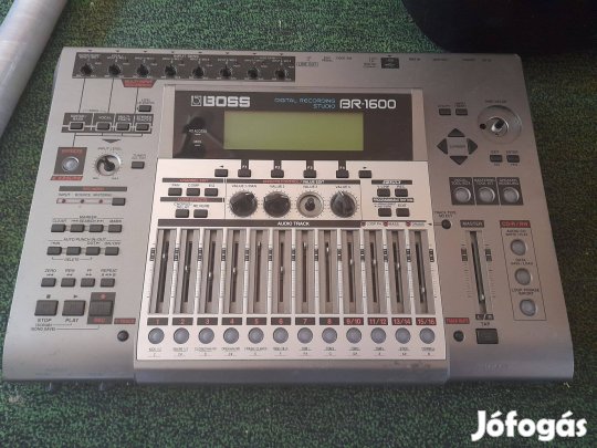 Boss BR-1600 digitális felvevő - 16 sávos munkaállomás integrált effek