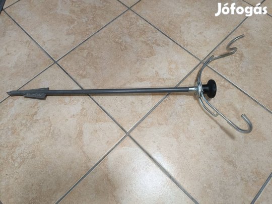 Bottartó, íves leszúrós