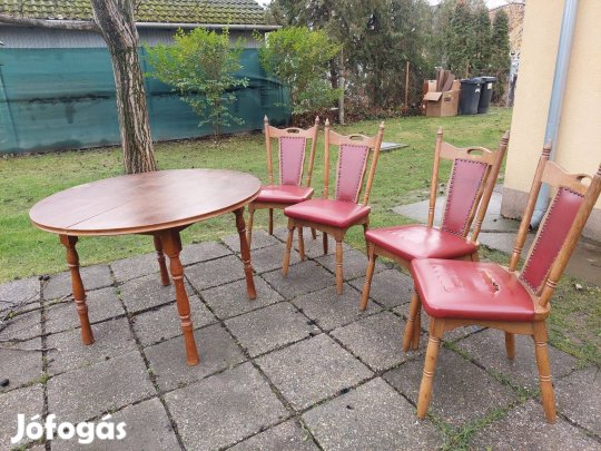 Bővíthető 110 cm körasztal 4 székkel