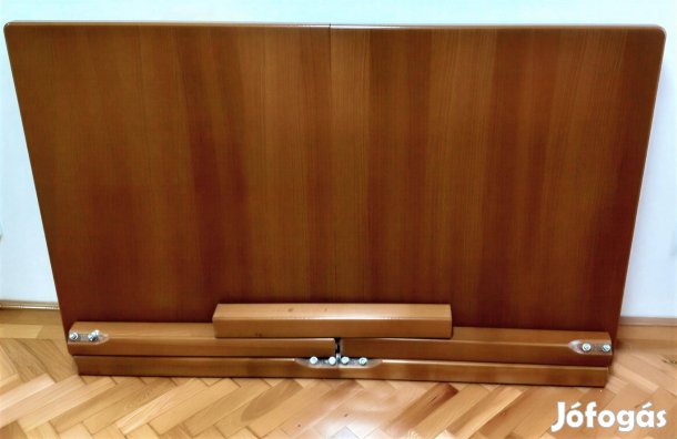 Bővíthető tömörfa étkezőasztal (székek nélkül!)