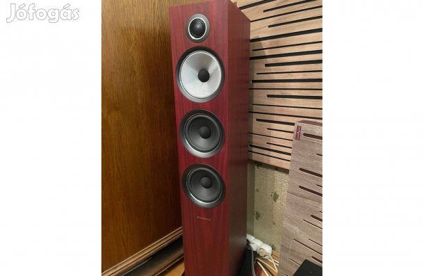 Bowers & Wilkins 704 S2
