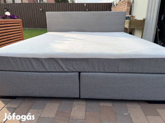 Boxpring francia ágy