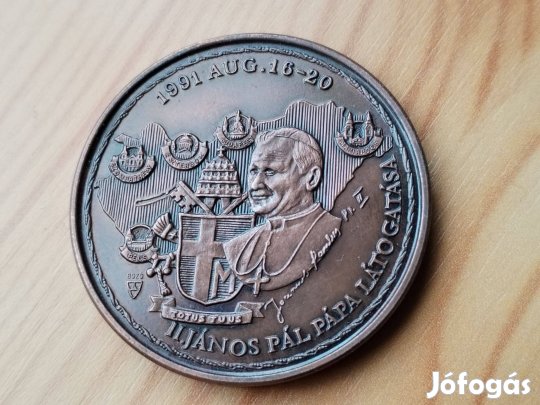 Bozó Gyula éremművész "II.János Pál Pápa" jelzett bronz érem r