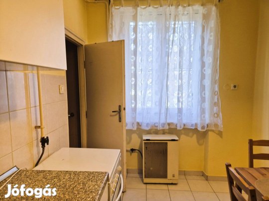 Bp., XIV. ker., Szervián utca - Eladó tégla lakás