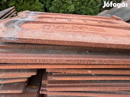 Bramac betoncserép viva nova (hódfarkú)