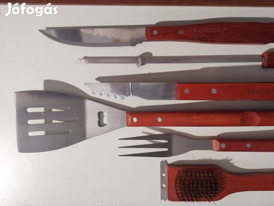 Brandani BBQ grill szett + konyhai kiegész több termék a helyszínen