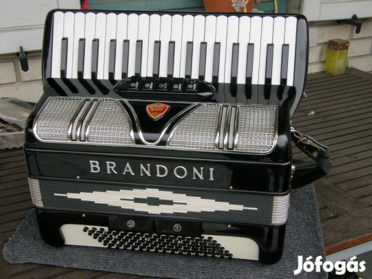 Brandoni profi 96 bassz. olasz harmonika tangóharmonika