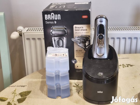 Braun Series 9 Tisztítóállomással +3db fertőtlenítőfolyadék