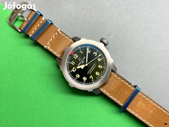 Breitling Aviator Super 8 titán, viseletlen, részben fóliás Lgsw