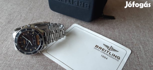 Breitling Navitimer 3100 Pluton, Utazó Dobozában