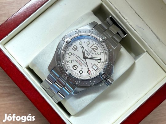 Breitling Superocean Steelfish X-Plus 44 fehér színben Lgsw